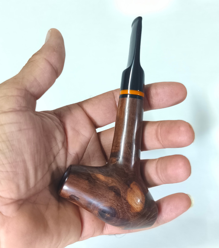 پیپ چوبی دستساز مینیاتوری. بدون خراطی. چوب سخت کایو. فیلتر خور. رنگ طبیعی چوب