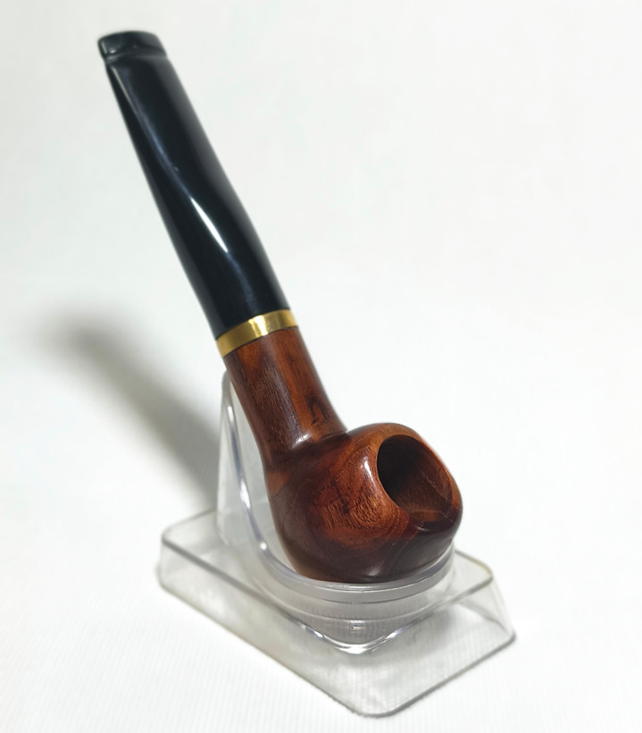 پیپ چوبی مینیاتوری دستساز. بدون خراطی. چوب سخت کایو kayo. رنگ طبیعی چوب. مدل kuchir