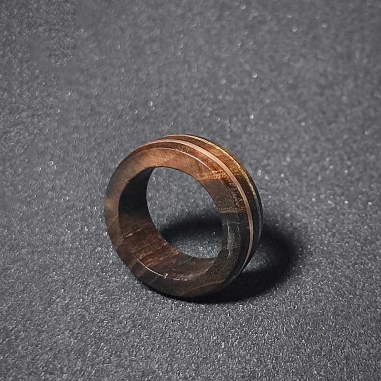 حلقه انگشتری چوبی Ring. دستساز. چوب کایو kayo. آذین مرکزی به انتخاب شما. مدل teyda